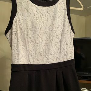 Jacob size M b/w lace and fabric dress